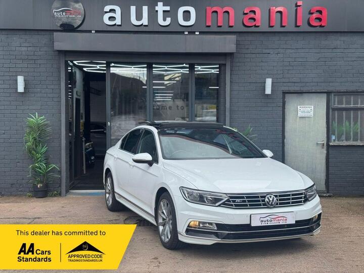 Volkswagen PASSAT 2.0 TDI BlueMotion Tech R-Line DSG Euro 6 (s/s) 4dr