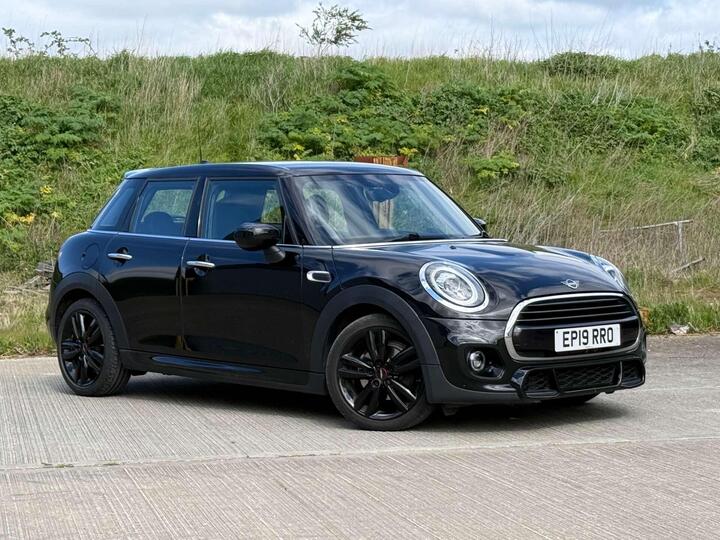 MINI Hatch 1.5 Cooper Sport Steptronic Euro 6 (s/s) 5dr