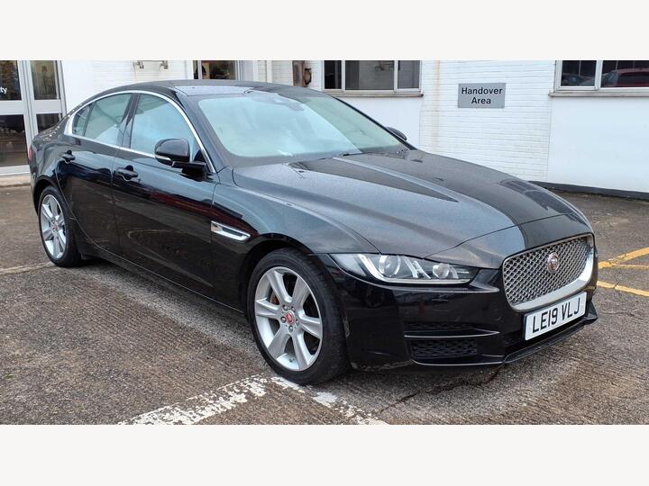 Jaguar Xe 2.0i GPF Portfolio Auto Euro 6 (s/s) 4dr