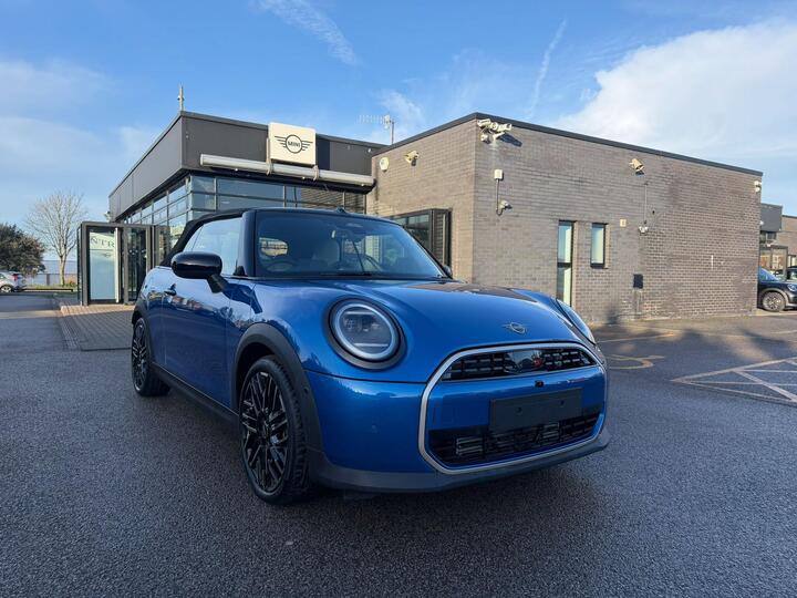 MINI Cooper Convertible 2.0C Exclusive Steptronic Euro 6 (s/s) 2dr