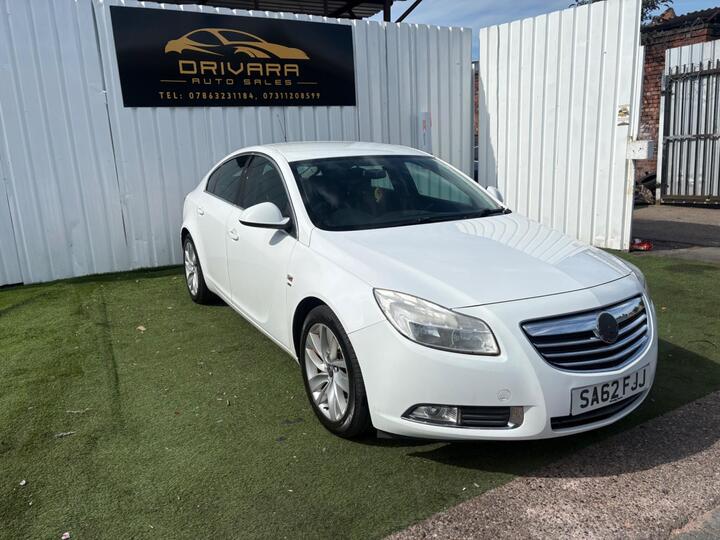 Vauxhall Insignia 2.0 CDTi EcoFLEX SRi Euro 5 (s/s) 5dr Vauxhall Insignia 2.0 CDTi EcoFLEX SRi Euro 5 (s/s) 5dr