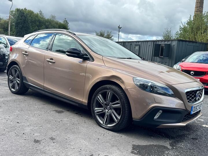 Volvo V40 Cross Country 1.6 D2 Lux Euro 5 (s/s) 5dr