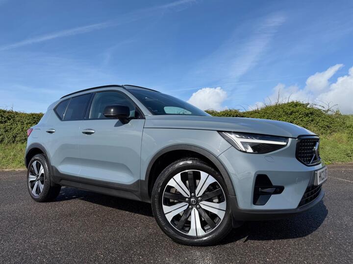 Volvo XC40 1.5h T5 Recharge 10.7kWh Ultimate Dark Auto Euro 6 (s/s) 5dr