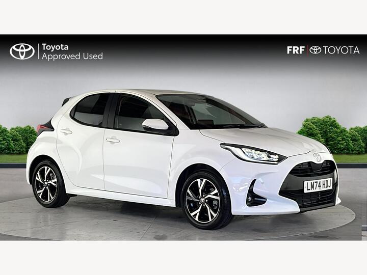 Toyota Yaris 1.5 VVT-h Design E-CVT Euro 6 (s/s) 5dr