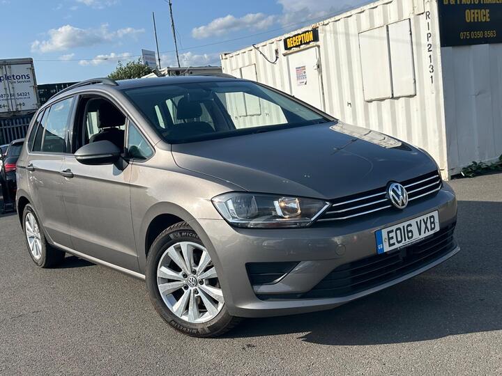 Volkswagen Golf SV 1.6 TDI BlueMotion Tech SE Euro 6 (s/s) 5dr Volkswagen Golf SV 1.6 TDI BlueMotion Tech SE Euro 6 (s/s) 5dr