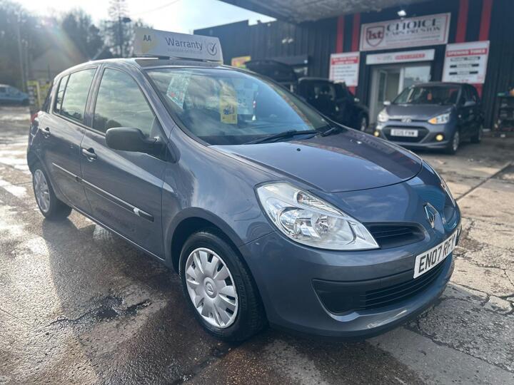 Renault Clio 1.6 VVT Expression 5dr Renault Clio 1.6 VVT Expression 5dr