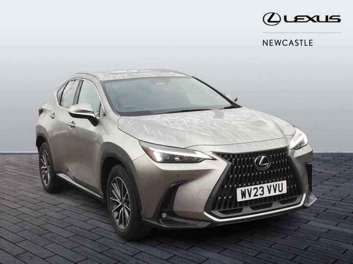 Lexus NX 2.5 450h+ 18.1kWh E-CVT 4WD Euro 6 (s/s) 5dr
