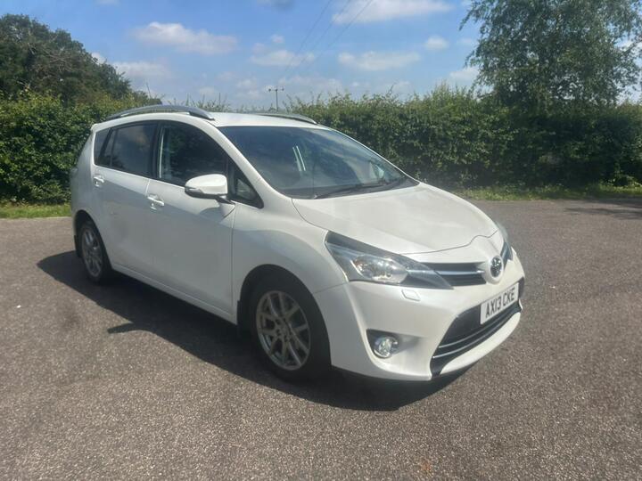 Toyota Verso 2.0 D-4D Excel Euro 5 5dr