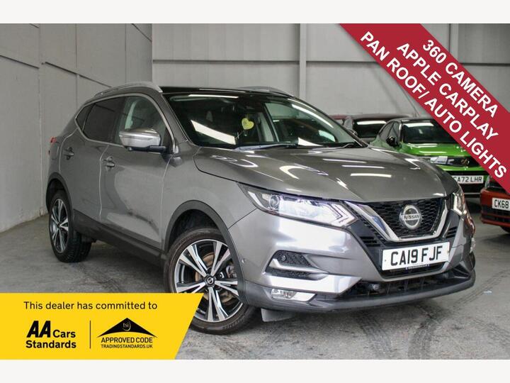 Nissan QASHQAI 1.3 DIG-T N-Connecta Euro 6 (s/s) 5dr