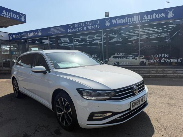 Volkswagen PASSAT 2.0 TDI EVO SEL Euro 6 (s/s) 5dr