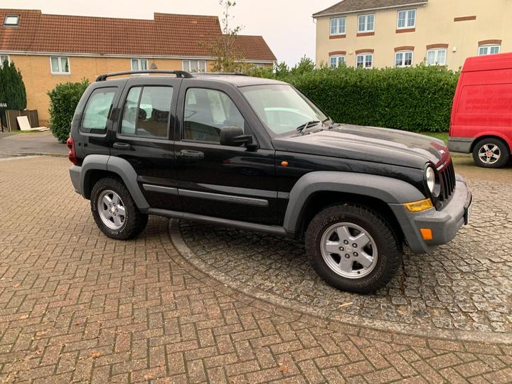 Jeep Cherokee 2.4 Sport 4x4 5dr