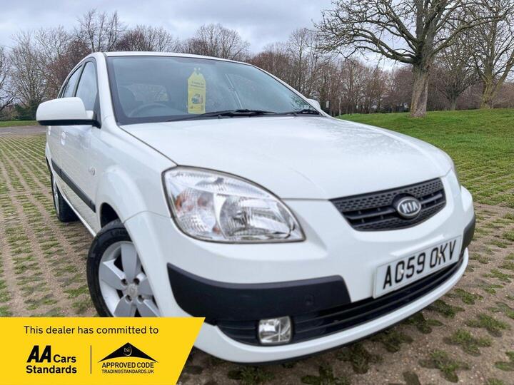 Kia Rio 1.4 3 5dr
