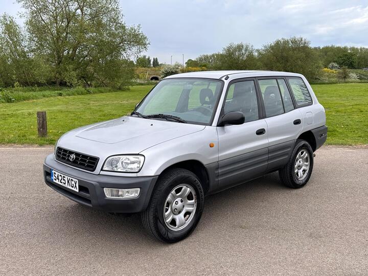 Toyota RAV4 2.0 Petrol Automatic, A/C, 5dr (LHD)