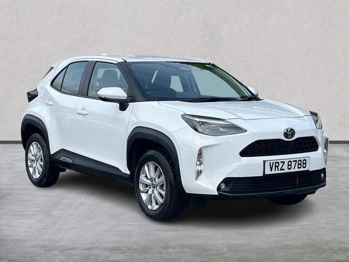 Toyota YARIS CROSS 1.5 VVT-h Icon E-CVT Euro 6 (s/s) 5dr Toyota YARIS CROSS 1.5 VVT-h Icon E-CVT Euro 6 (s/s) 5dr