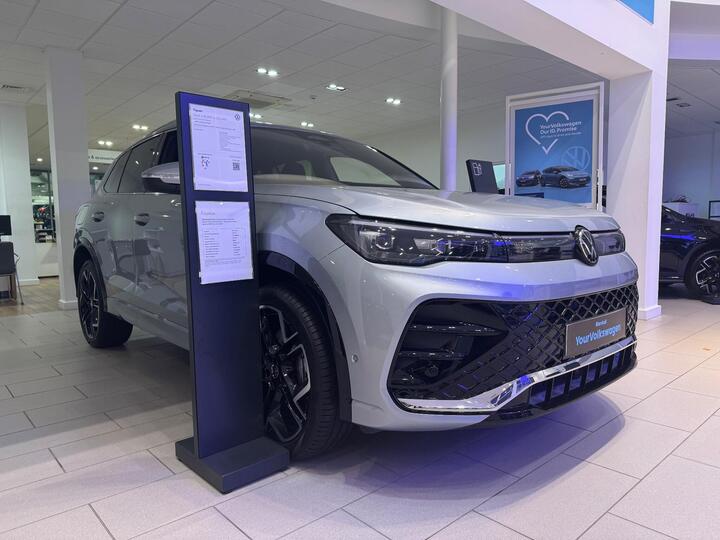 Volkswagen Tiguan 1.5 TSI EHybrid 19.7kWh R-Line DSG Euro 6 (s/s) 5dr