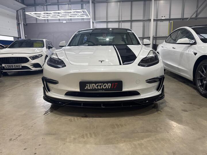 Tesla Model 3 (Dual Motor) Long Range Auto 4WDE 4dr