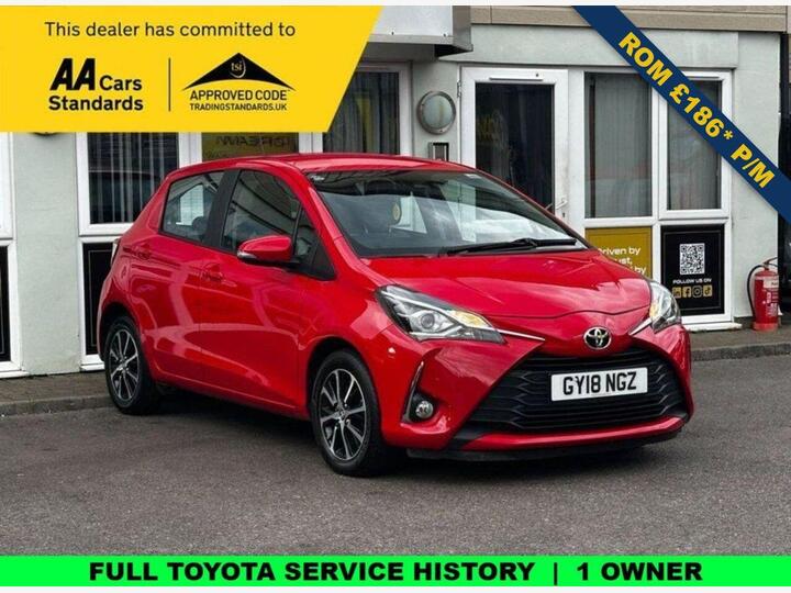 Toyota YARIS 1.5 VVT-i Icon Tech CVT Euro 6 5dr