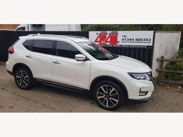 Nissan X-TRAIL 1.7 DCi Tekna Euro 6 (s/s) 5dr