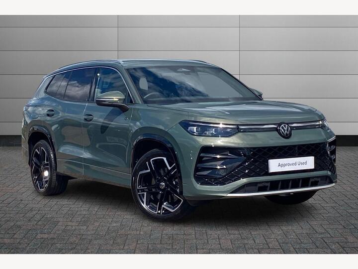 Volkswagen Tayron 1.5 TSI EHybrid 19.7kWh R-Line DSG Euro 6 (s/s) 5dr Volkswagen Tayron 1.5 TSI EHybrid 19.7kWh R-Line DSG Euro 6 (s/s) 5dr