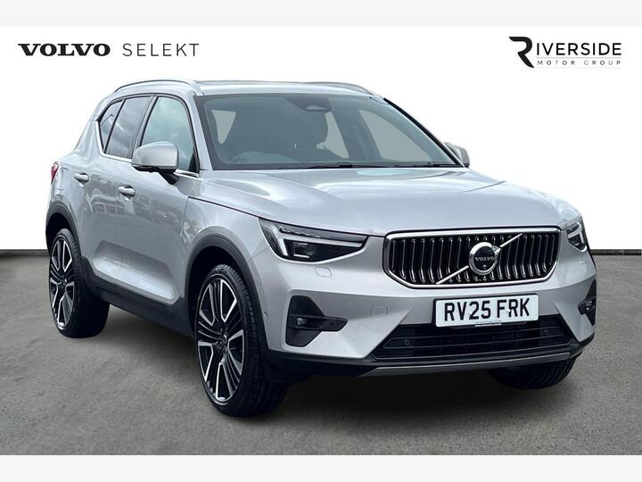 Volvo XC40 2.0 B3 MHEV Ultra Bright DCT Auto Euro 6 (s/s) 5dr
