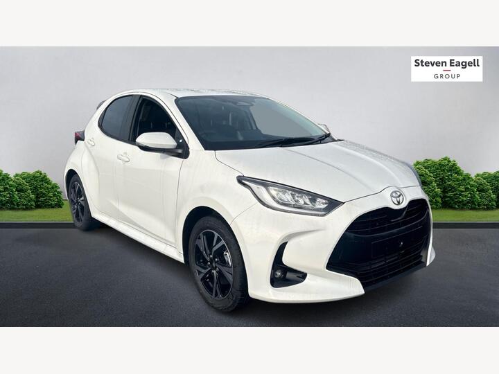 Toyota Yaris 1.5 VVT-h Design E-CVT Euro 6 (s/s) 5dr