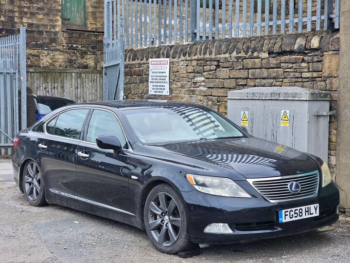 Lexus LS 5.0 600h V8 L CVT 4WD Euro 5 (s/s) 4dr