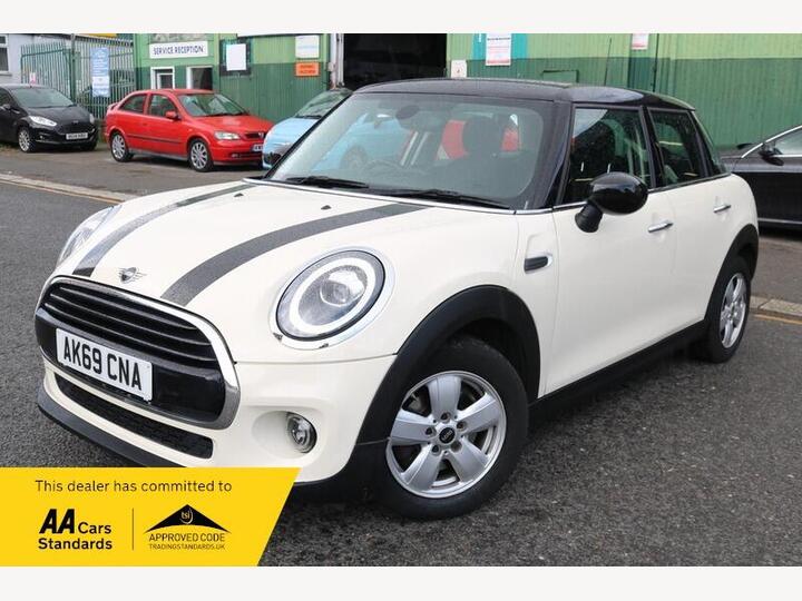 MINI Cooper COOPER CLASSIC