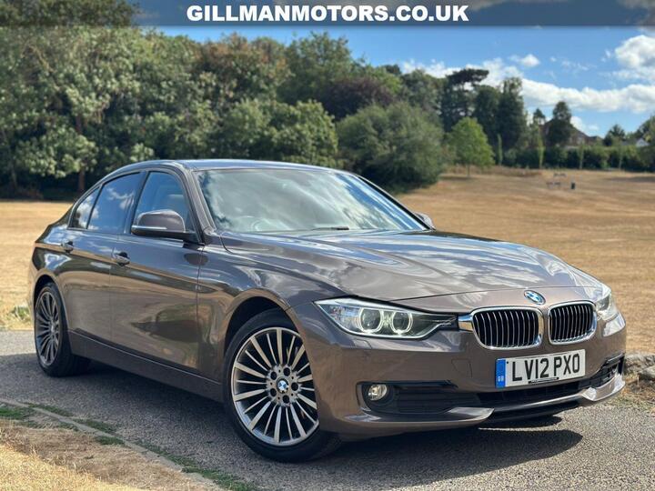 BMW 3 SERIES 2.0 320d Luxury Auto Euro 5 (s/s) 4dr