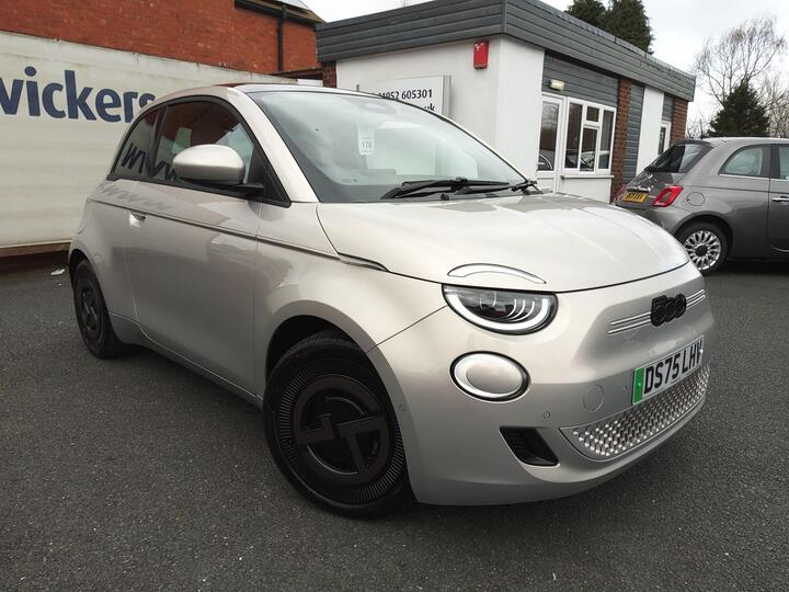 Fiat 500e 42kWh Giorgio Armani Auto 3dr