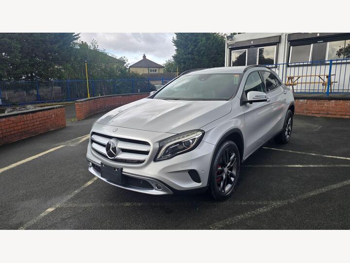 Mercedes-Benz GLA 2.0 GLA250 AMG Line (Premium) 7G-DCT 4MATIC Euro 6 (s/s) 5dr