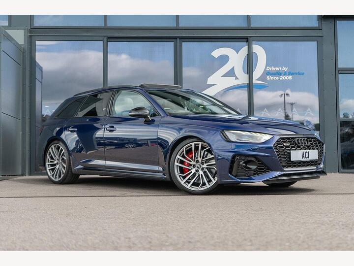 Audi RS4 Avant 2.9 TFSI V6 Vorsprung Tiptronic Quattro Euro 6 (s/s) 5dr Audi RS4 Avant 2.9 TFSI V6 Vorsprung Tiptronic Quattro Euro 6 (s/s) 5dr