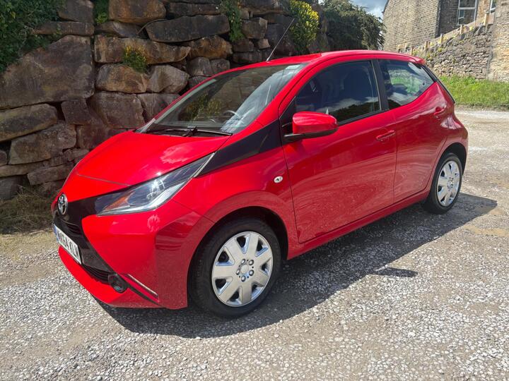 Toyota AYGO 1.0 VVT-i X-play Euro 5 5dr Euro 5