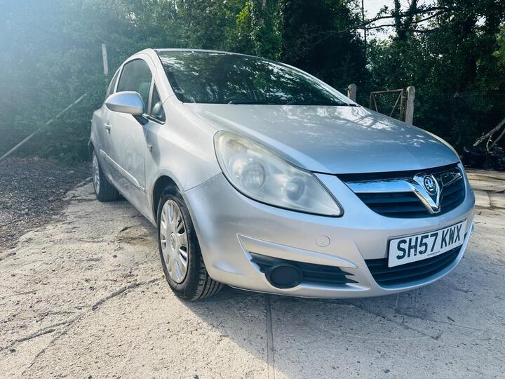 Vauxhall Corsa 1.4i 16v Club 3dr