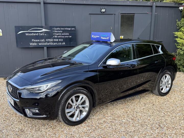 Infiniti Q30 1.5d SE (Business) DCT Euro 6 (s/s) 5dr
