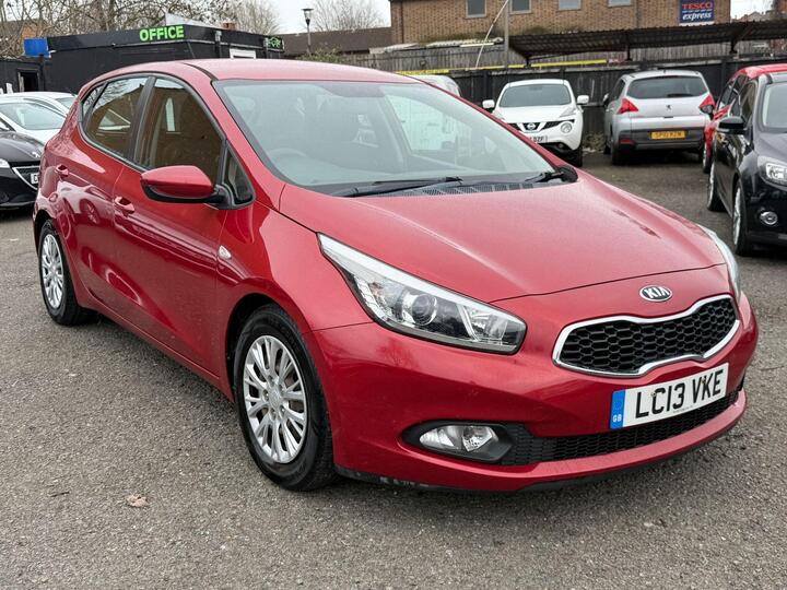 Kia Ceed 1.6 CRDi EcoDynamics 1 Euro 5 (s/s) 5dr