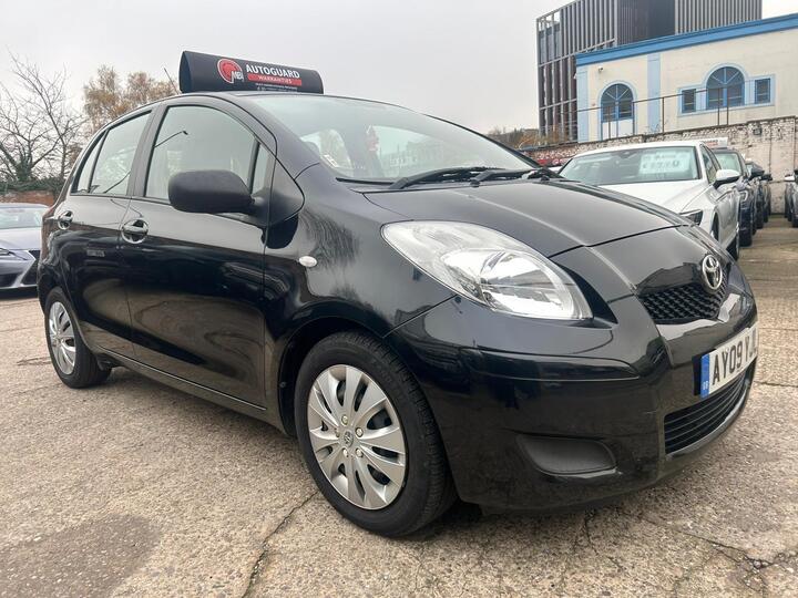 Toyota Yaris 1.33 Dual VVT-i TR Euro 4 (s/s) 5dr