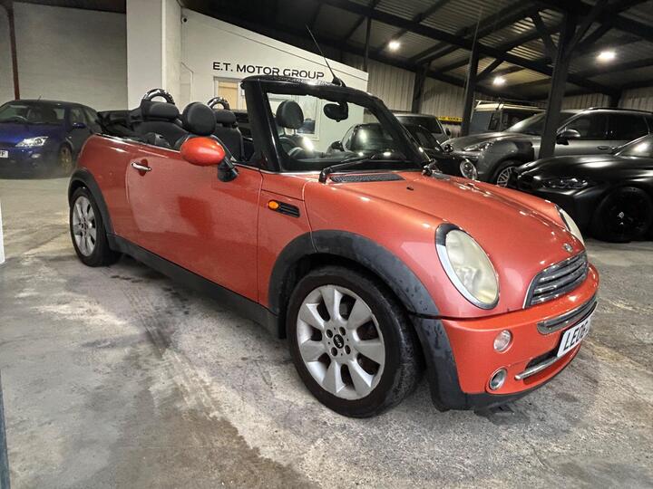 MINI Convertible 1.6 Cooper Euro 3 2dr