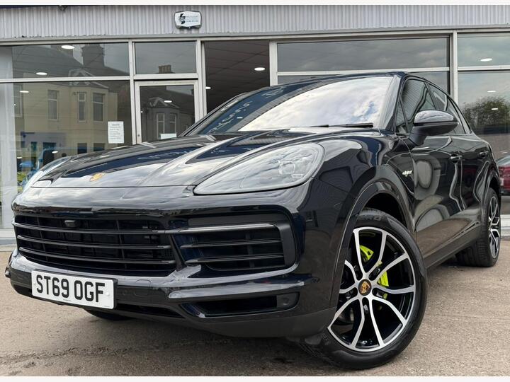 Porsche Cayenne 3.0 V6 E-Hybrid 14.1kWh TiptronicS 4WD Euro 6 (s/s) 5dr (3.6kW Charger)