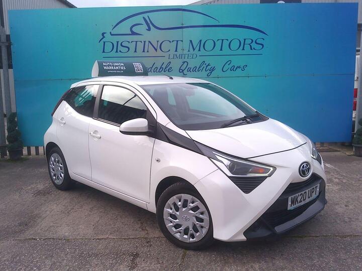 Toyota AYGO 1.0 VVT-i X-play X-shift Euro 6 5dr