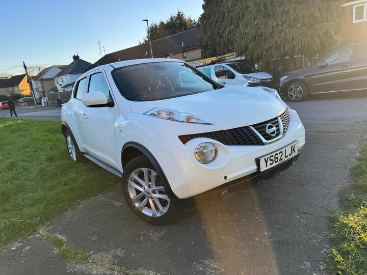 Nissan JUKE 1.6 Tekna CVT Euro 5 5dr Nissan JUKE 1.6 Tekna CVT Euro 5 5dr