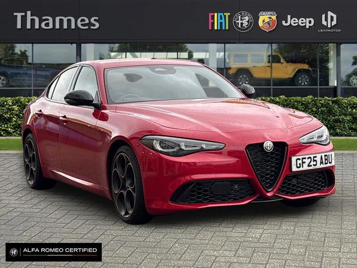 Alfa Romeo Giulia 2.0T Intensa Auto Euro 6 (s/s) 4dr
