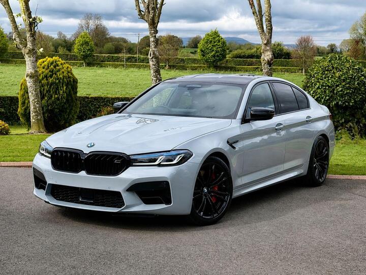BMW M5 4.4i V8 Competition Steptronic XDrive Euro 6 (s/s) 4dr
