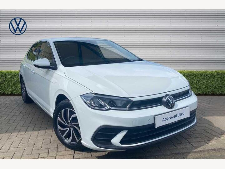 Volkswagen Polo 1.0 TSI Life Euro 6 (s/s) 5dr Volkswagen Polo 1.0 TSI Life Euro 6 (s/s) 5dr