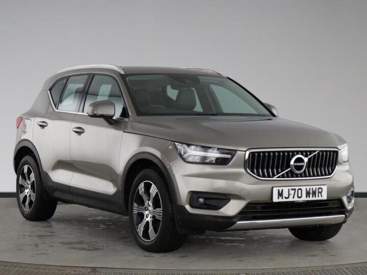 Volvo XC40 2.0 B4 MHEV Inscription Auto Euro 6 (s/s) 5dr