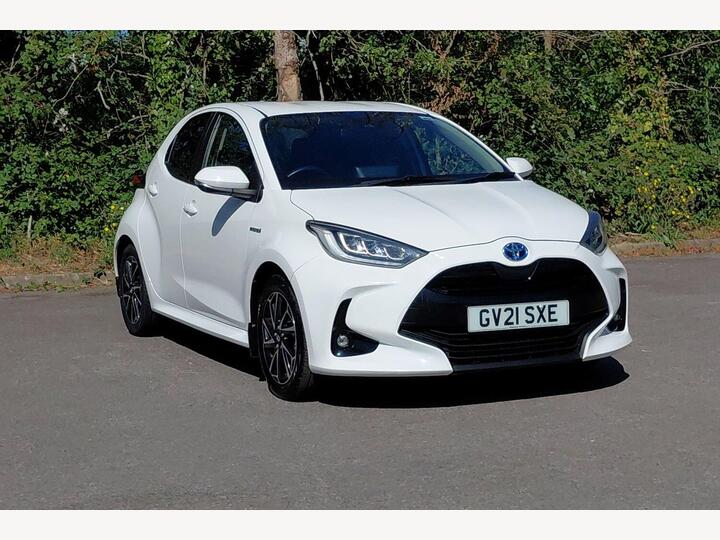 Toyota Yaris 1.5 VVT-h Design E-CVT Euro 6 (s/s) 5dr