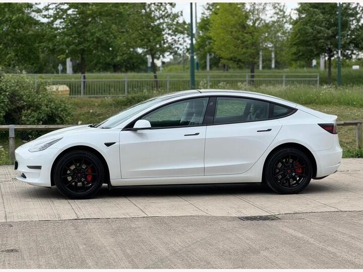 Tesla Model 3 Auto RWD 4dr