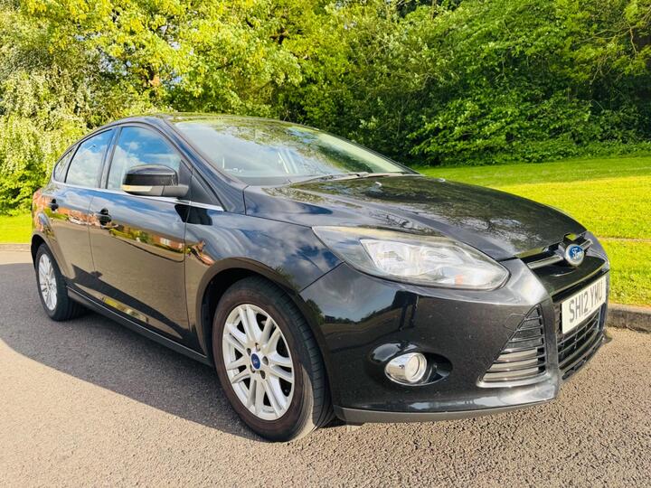 Ford Focus 1.0T EcoBoost Titanium Euro 5 (s/s) 5dr