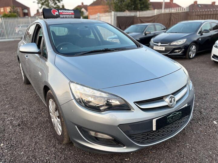 Vauxhall Astra 1.7 CDTi EcoFLEX Exclusiv Euro 5 (s/s) 5dr