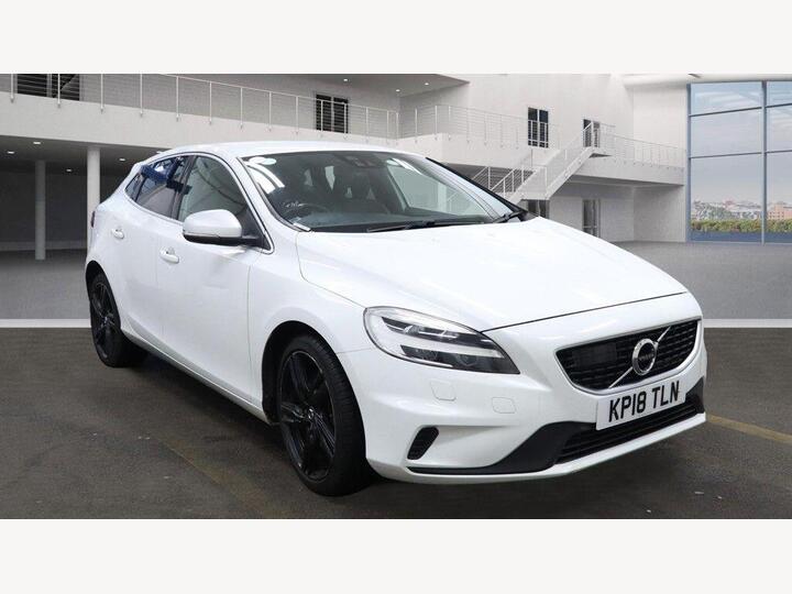 Volvo V40 2.0 D3 R-Design Pro Auto Euro 6 (s/s) 5dr