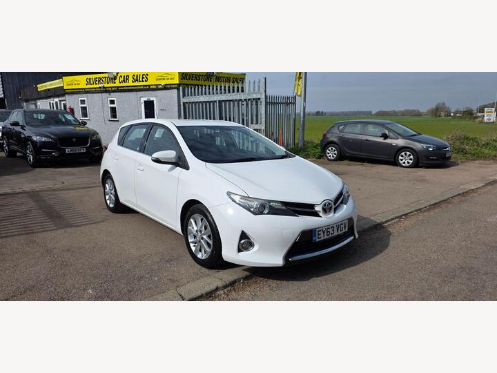 Toyota Auris 1.33 Dual VVT-i Icon Euro 5 (s/s) 5dr